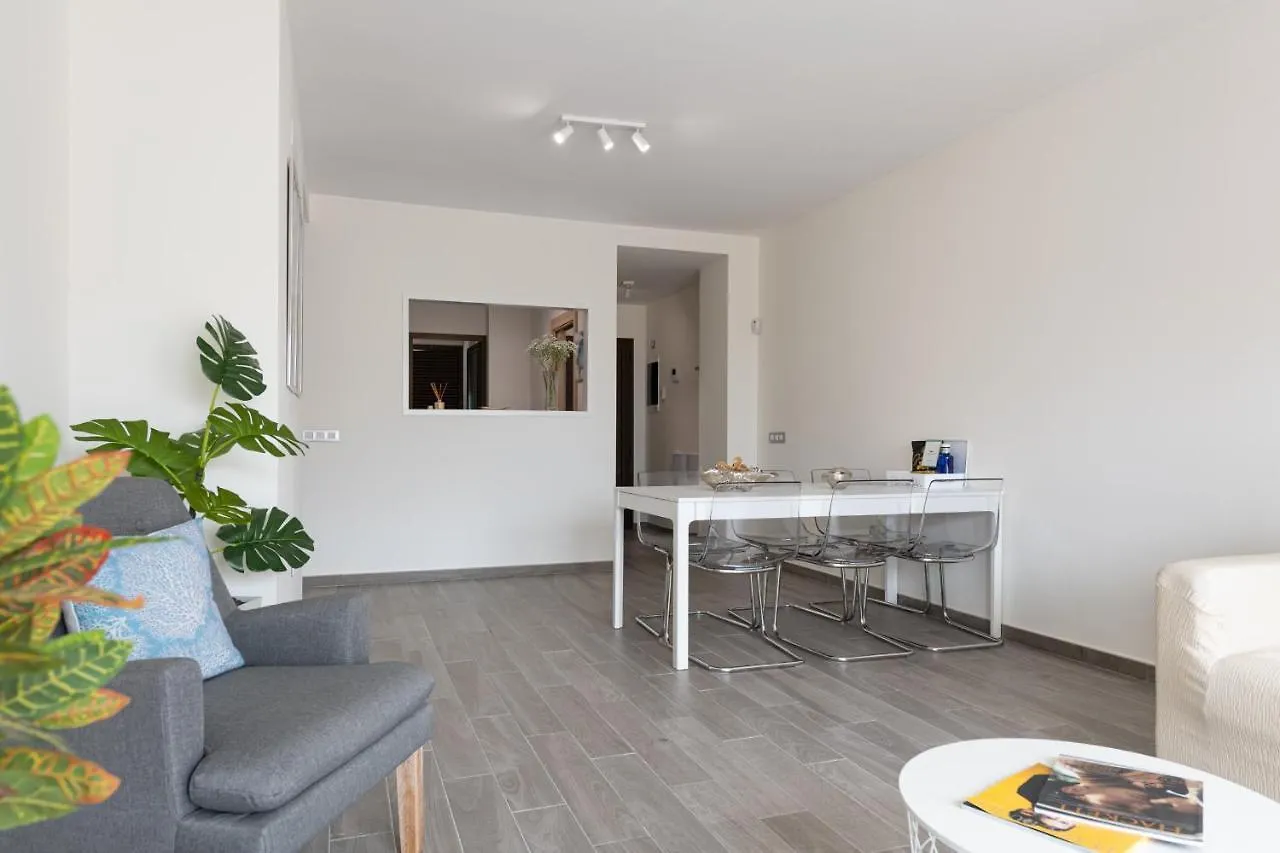Homeforguest Flat With Large Terrace In Modern Residential Complex With Swimming Pool Caleta de Fuste